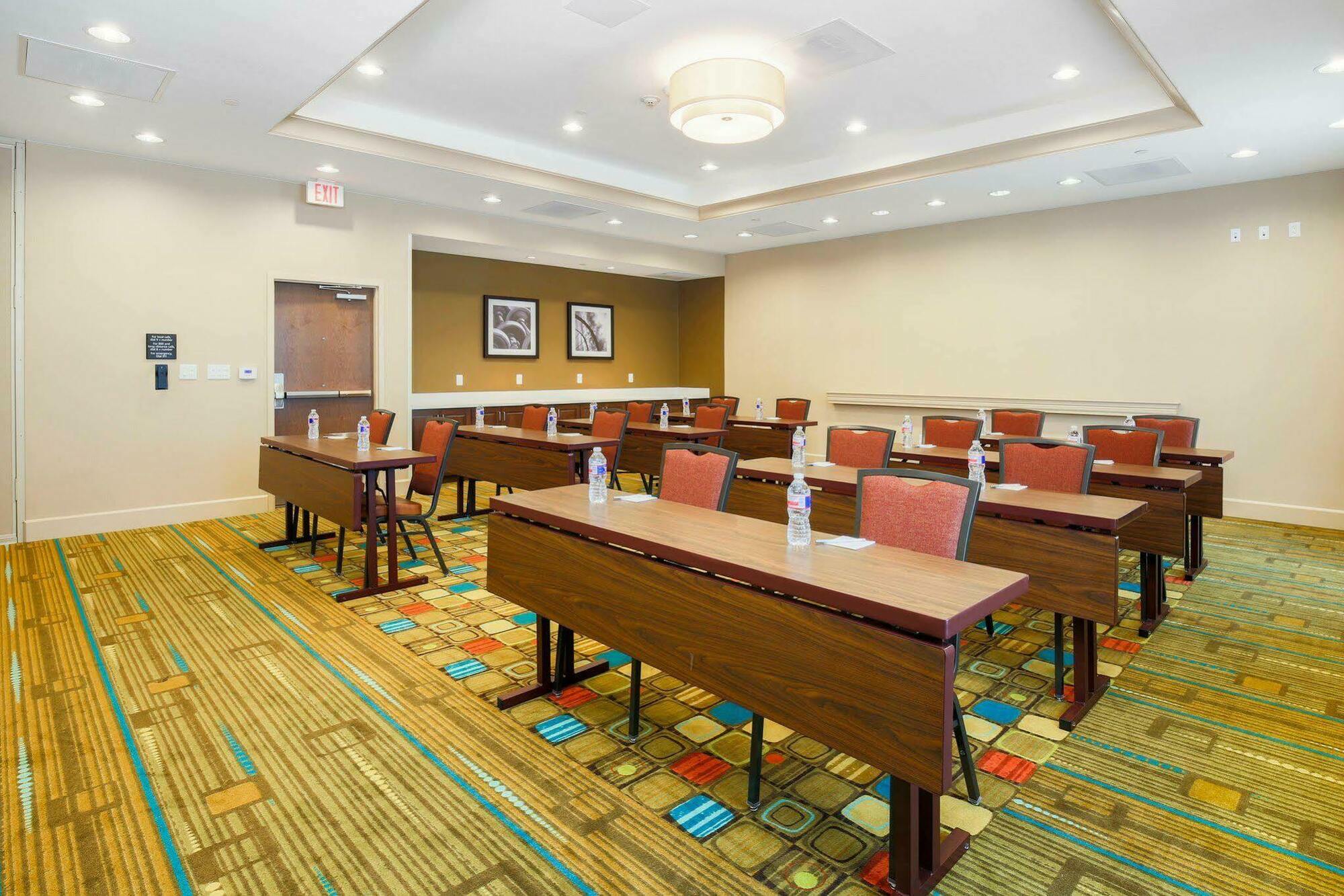 Hampton Inn & Suites Dallas/Frisco North-Fieldhouse Usa Екстериор снимка